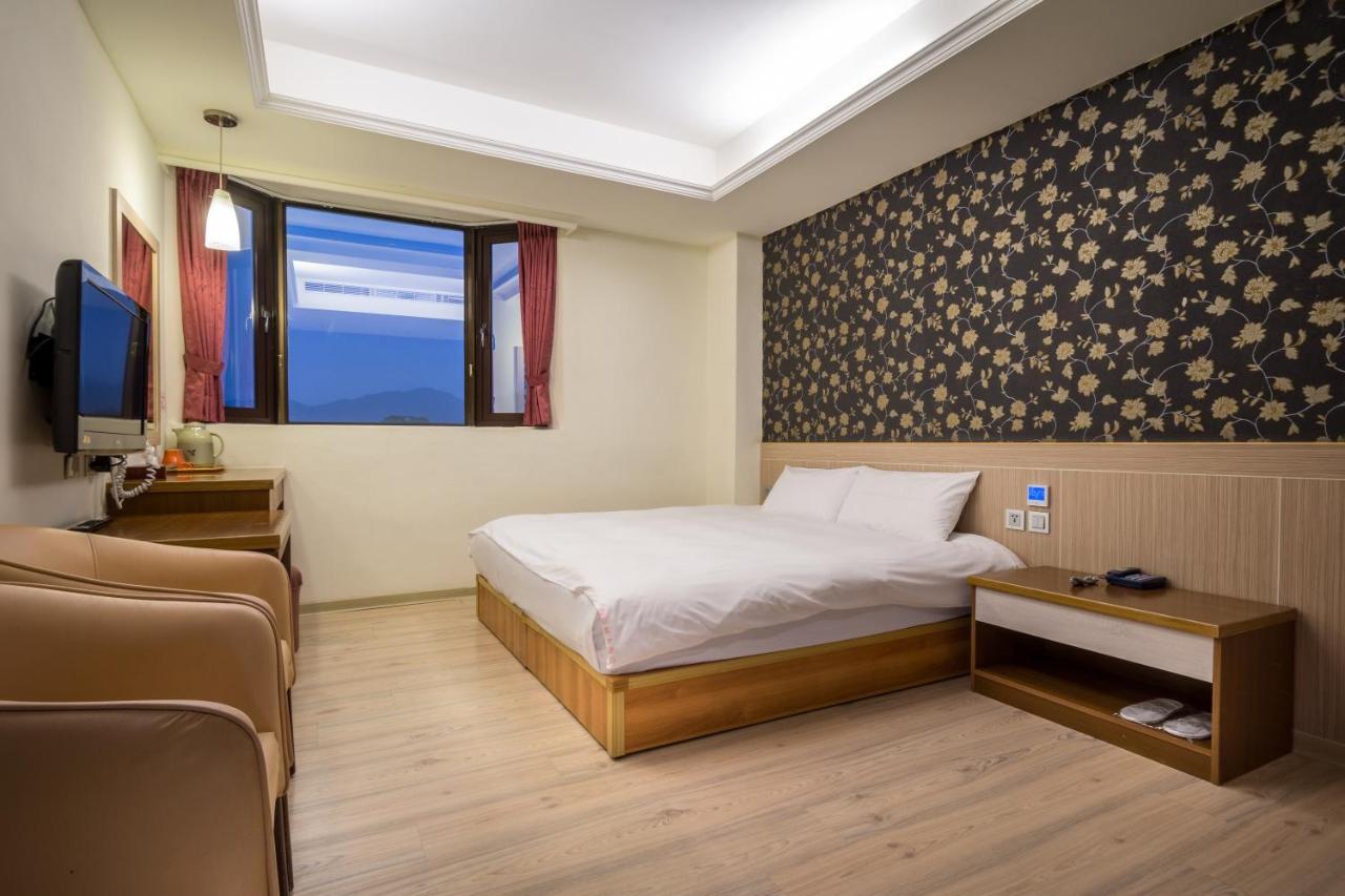 Yadi Hotel Puli Εξωτερικό φωτογραφία