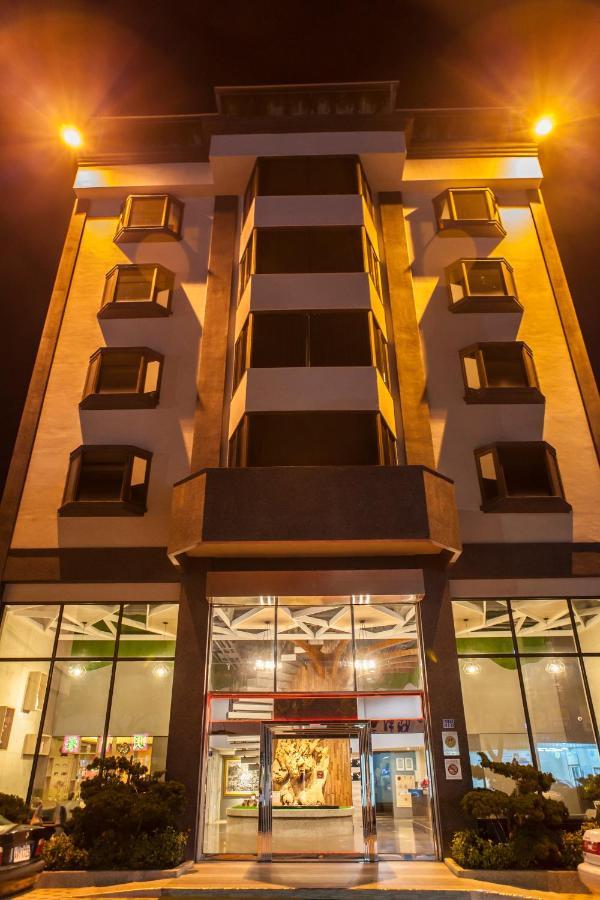Yadi Hotel Puli Εξωτερικό φωτογραφία