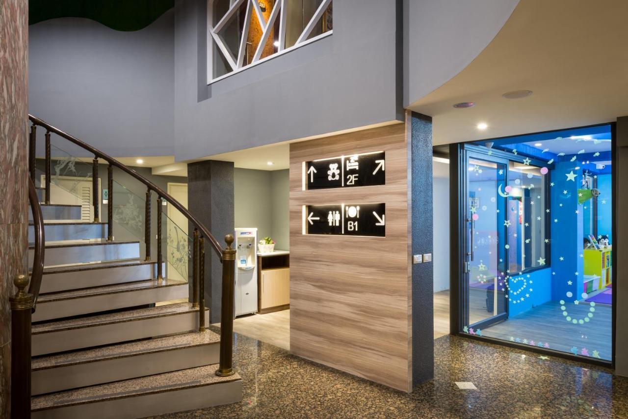 Yadi Hotel Puli Εξωτερικό φωτογραφία